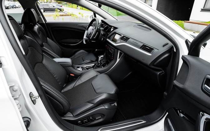 Citroen C5 cena 39900 przebieg: 229000, rok produkcji 2015 z Działdowo małe 781